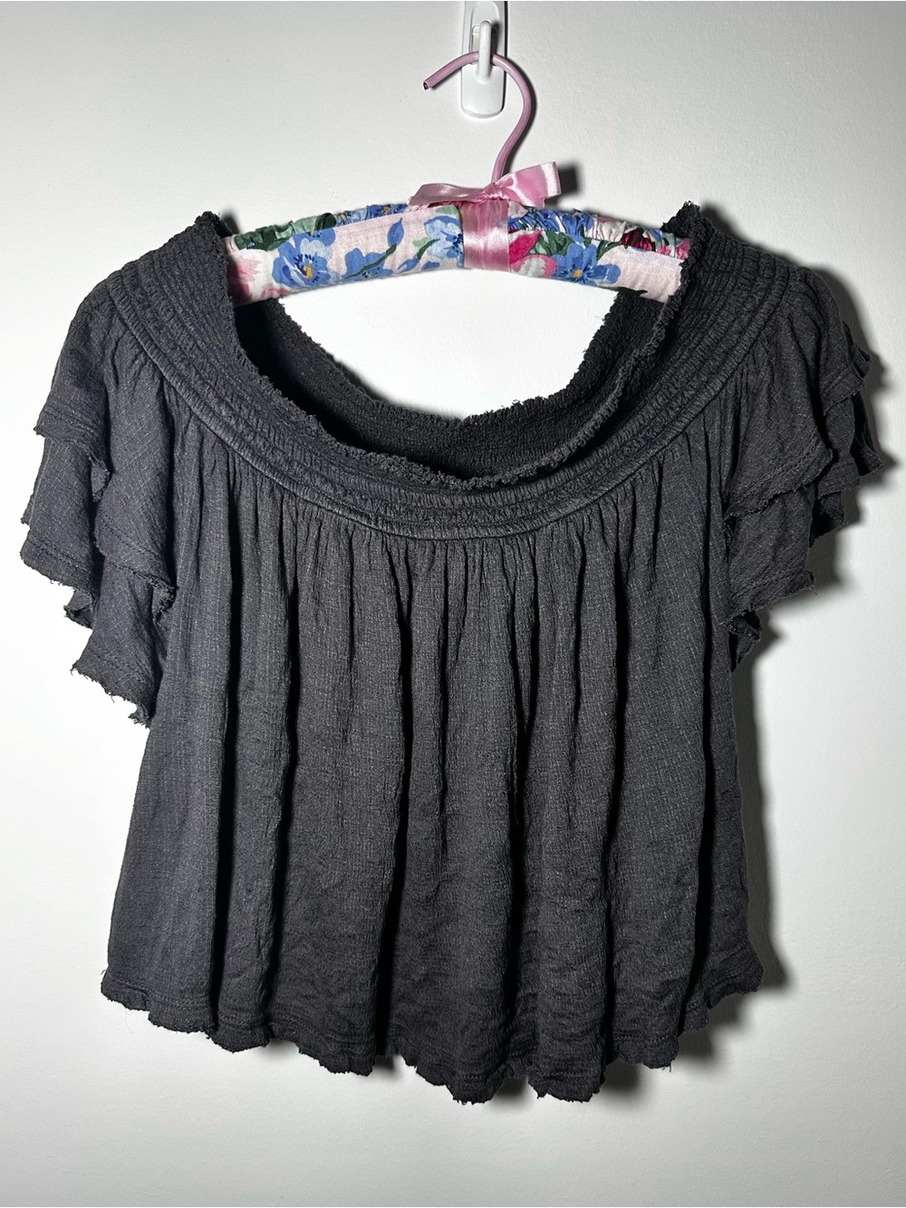 Free People Off-Shoulder Ruffle Crop Top - Picture 2 of 14